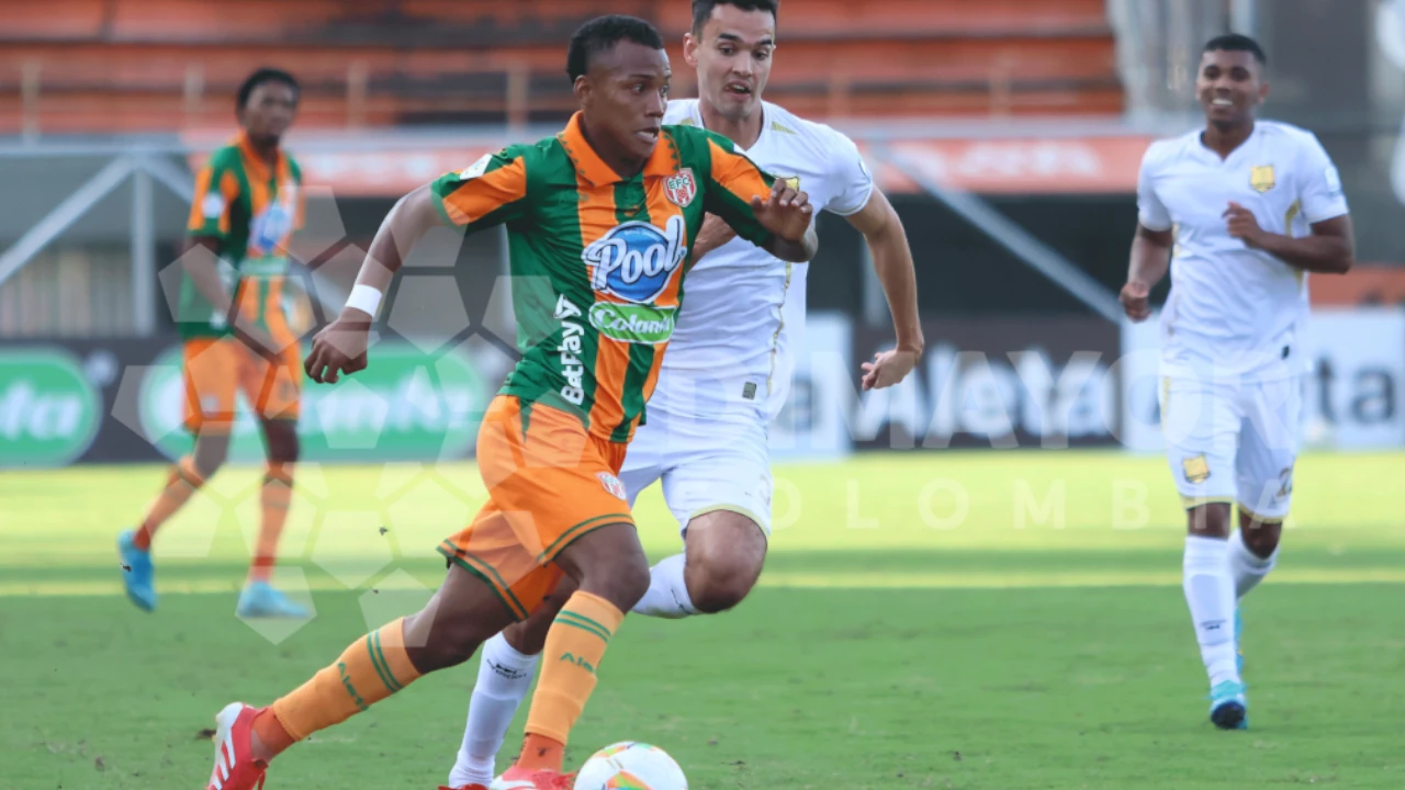 envigado-derrota-aguilas-doradas-polideportivo-sur-descenso3