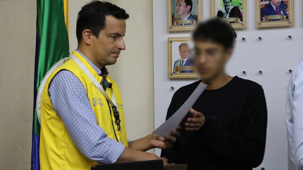 hombres-victimas-conflicto-armado-antioquia-reciben-libretamilitar
