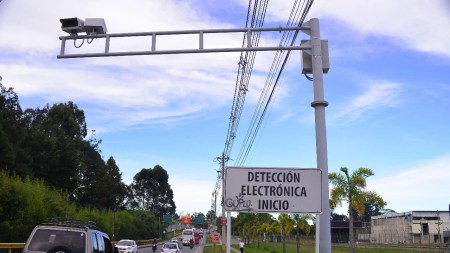 instalan-nuevas-camaras-fotodeteccion-rionegro