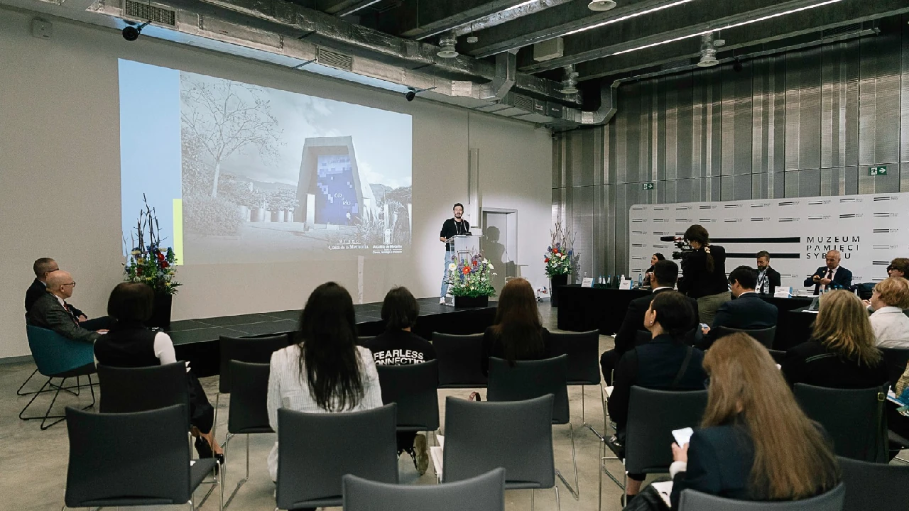 museo-casa-memoria-cumbre-internacional-polonia
