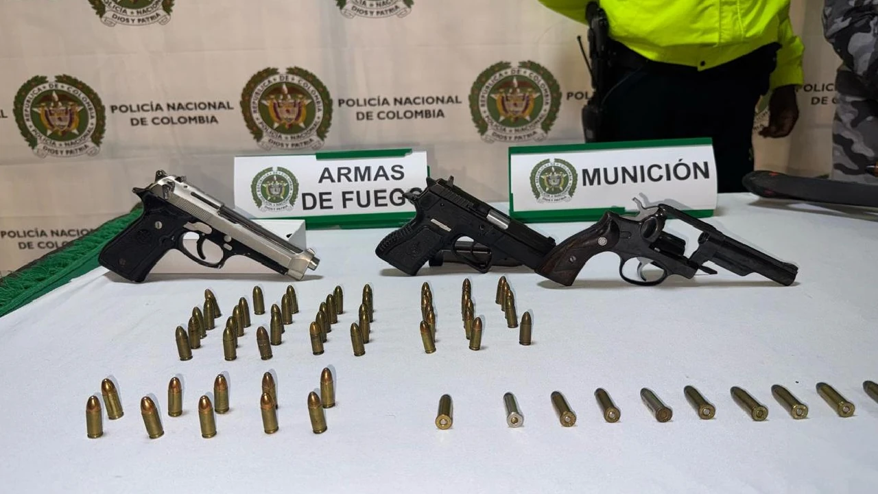 operativos-multicrimen-medellin-bello-armas-droga-dinero-lostriana