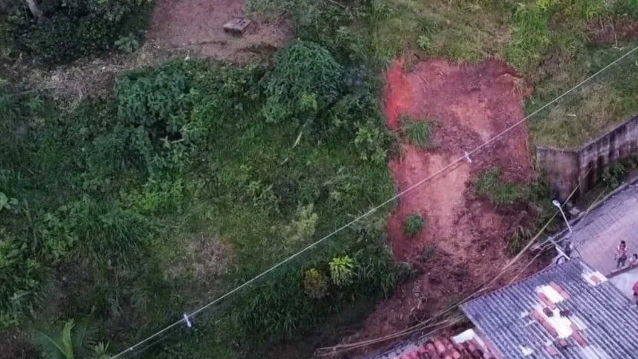 ¡Con cuidado! Nueva amenaza geológica en Santa Bárbara, Antioquia complica movilidad Medellín–La Pintada-santa-barbara