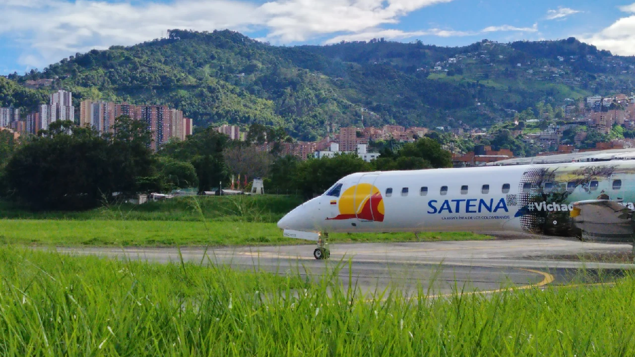 satena-alerta-presencia-fauna-personas-pistas-aeropuertos-pais