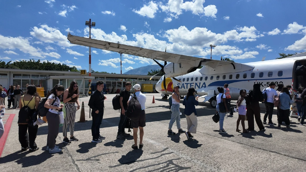 satena-transporto-brigadistas-medellin-jornada-salud-choco