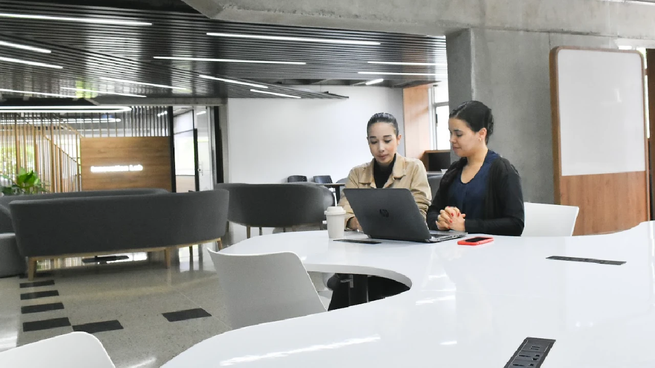 solverslab-herramienta-ceipa-estudiantes-enfrenten-mercado-laboral