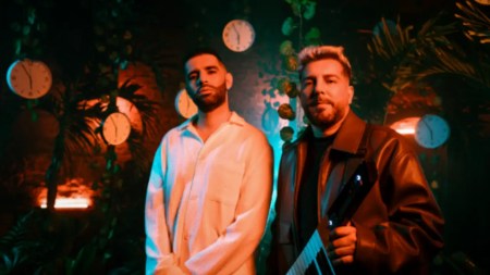 Alkilados lanza KOA, un álbum con historias personales y fusiones musicales variadas Alkilados lanza KOA, un álbum con historias personales y fusiones musicales variadas