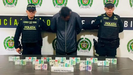 En Medellín, motociclista no pudo explicar procedencia de $147 millones y fue capturado