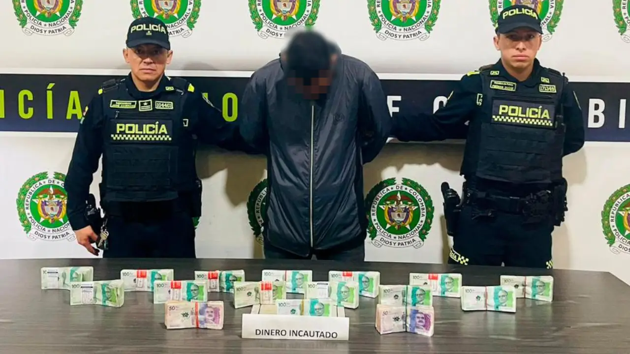 En Medellín, motociclista no pudo explicar procedencia de $147 millones y fue capturado