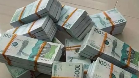 Ladrones se iban a llevar más de $120 millones de un cajero en Copacabana y terminaron capturados Ladrones se iban a llevar más de $120 millones de un cajero en Copacabana y terminaron capturados
