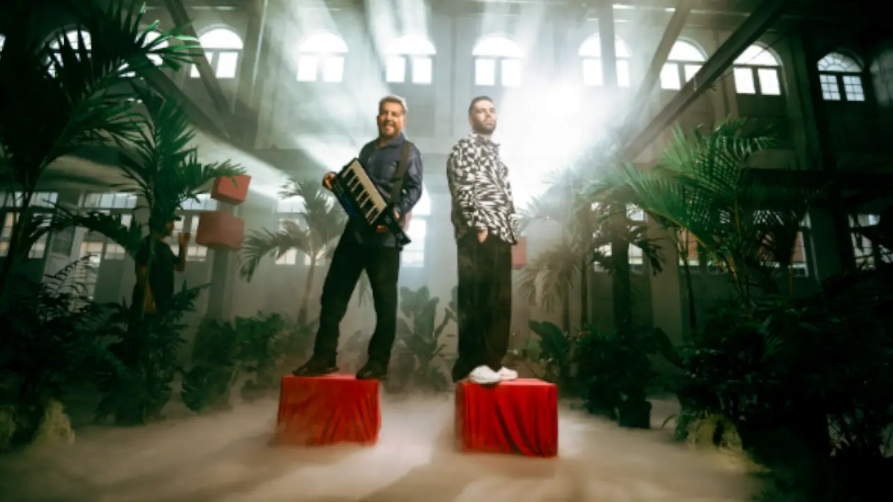 Alkilados lanza KOA, un álbum con historias personales y fusiones musicales variadas
