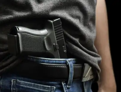 ¿Quiénes pueden portar armas legalmente en Antioquia? Esto es lo que debe saber