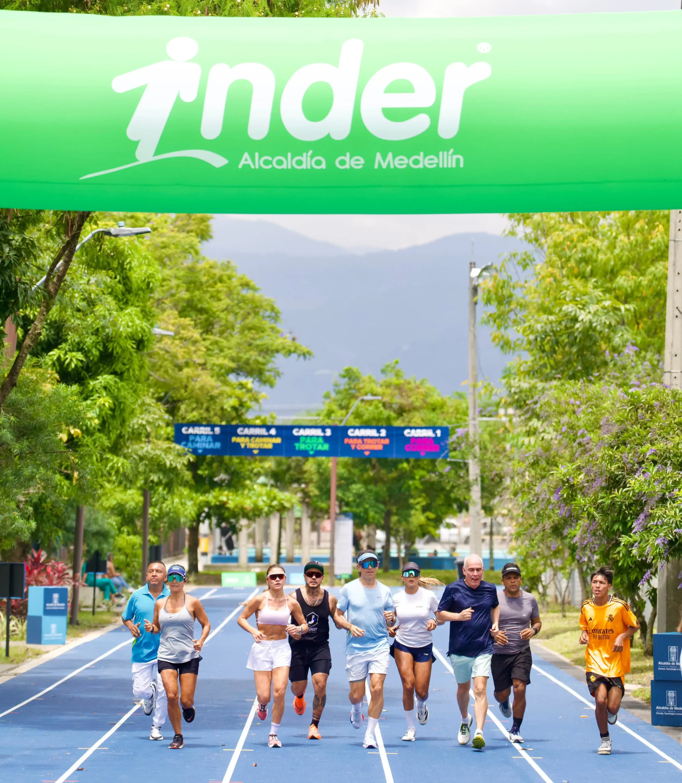 Alcaldía de Medellín ha mejorado 72 escenarios deportivos en lo que va de 2025