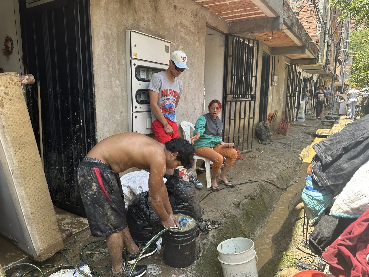 Ayudas lluvias Medellin 1