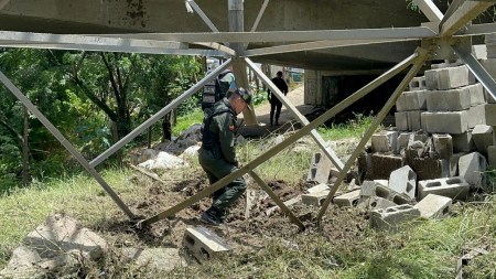 ExplosivoAsomaderaPolicia