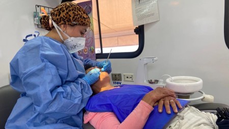 Fuerza Aeroespacial brinda atención médica