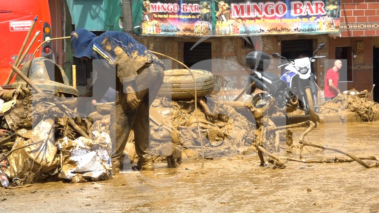 Fotos | Así está Santo Domingo tras deslizamiento de tierra en los límites de Bello