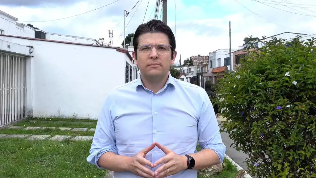 El senador Miguel Uribe grabó un video una hora antes del atentado en contra de la firma del decreto convocando la Consulta Popular