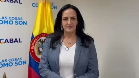 Senadora María Fernanda Cabal le cantó la tabla a Petro tras convocar a una Asamblea Nacional Constituyente