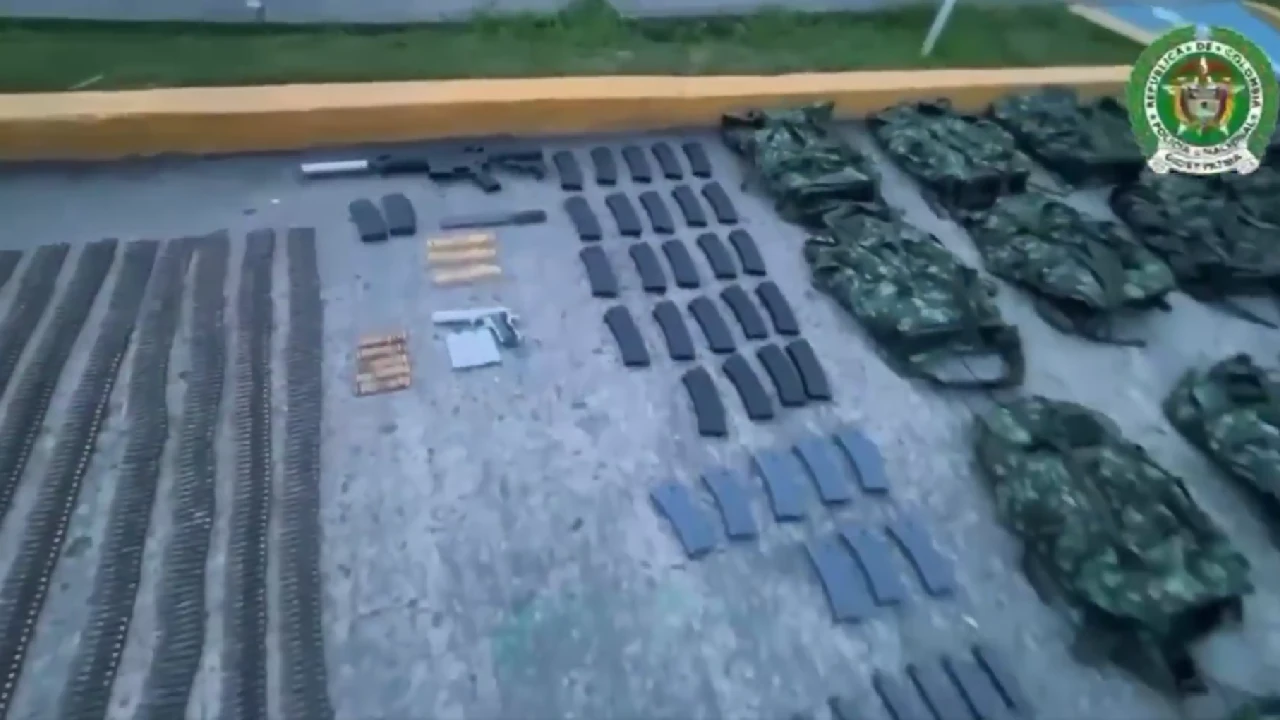 ¡Increíble! Iban a utilizar el municipio de Valdivia como centro de distribución de arsenal de guerra incautado 3 armamento-incautado-boyaca-ingresaria-valdivia-llegar-monteria3