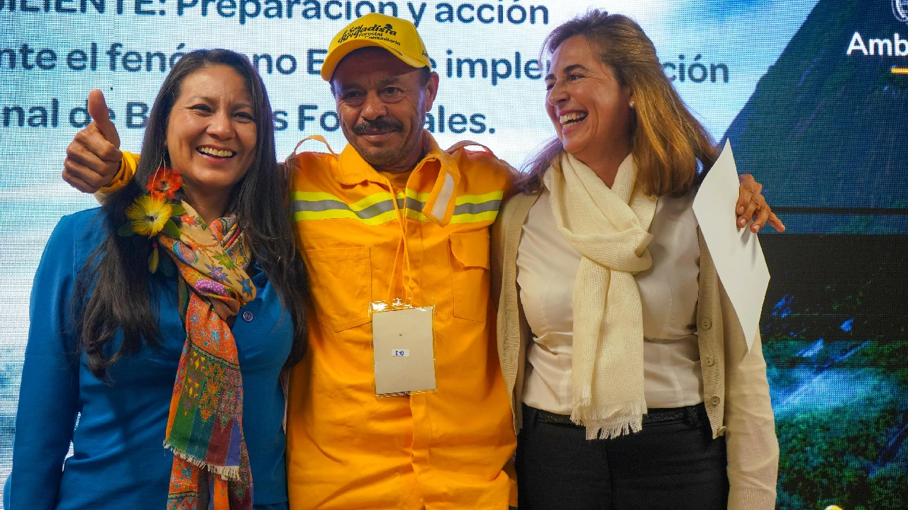 brigadistas-proteccion-ecosistemas-colombia-incendios-forestales2