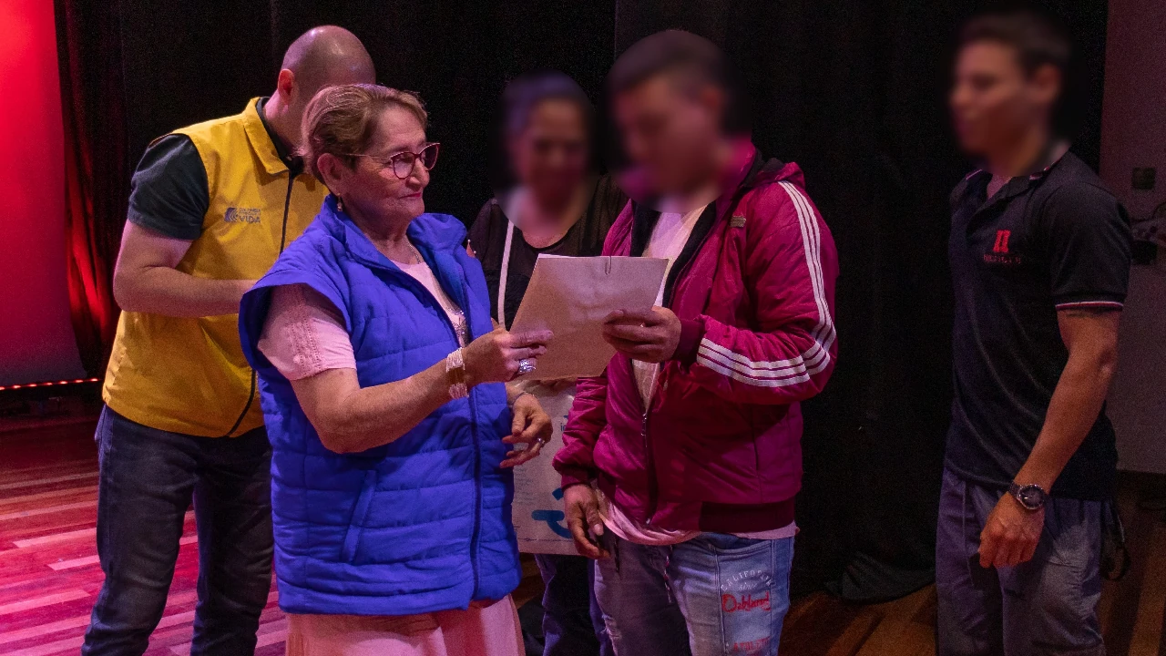 Víctimas del conflicto en el Oriente Antioqueño recibieron reparación económica y apoyo institucional 3 entrega-indemnizaciones-victimas-conflicto-armado-oriente-antioquia3