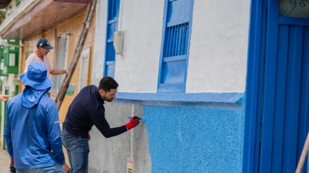 fachadas-pintadas-sonson-remodelacion-modernizacion-municipio