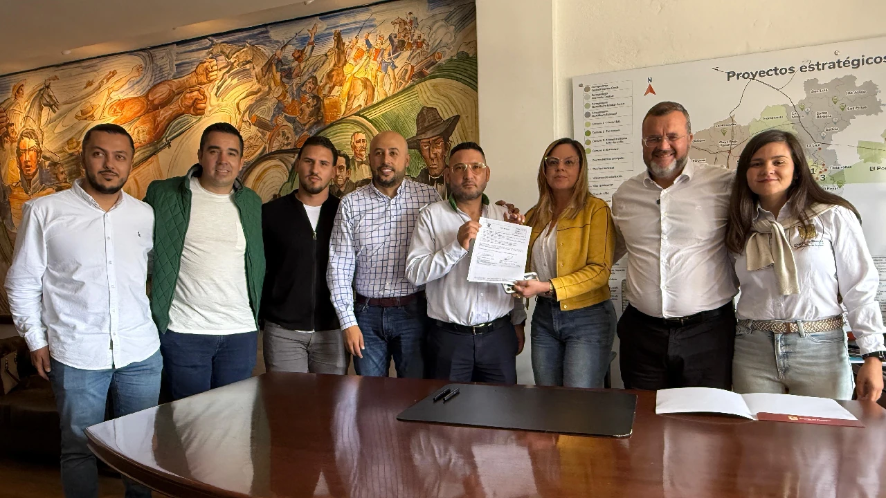 firma-rionegro-elcarmenviboral-eliminacion-tarifa-taxis-regionales1