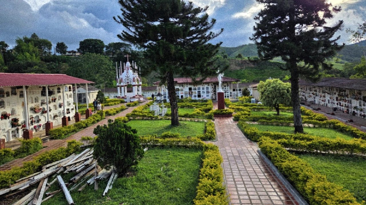 intervencion-ubpd-cementerio-frontino-personas-desaparecidas