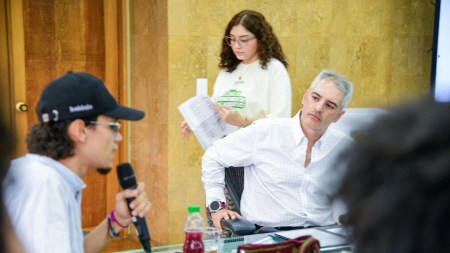 Gobernador de Antioquia por las juventudes: se comprometió con acciones de empleo, salud y educación juventudes