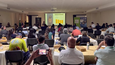 medellin-cavr-area-metropolitana-taller-internacional-trafico-fauna