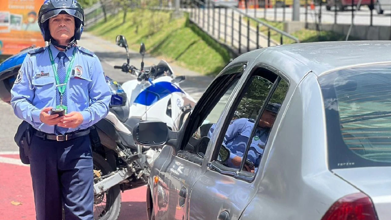 operativos-sanciones-transporte-informal-envigado1