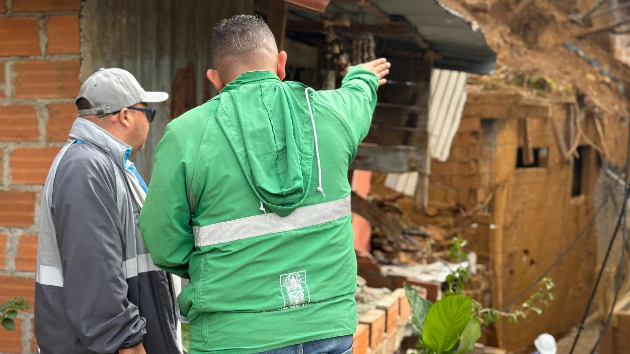 riesgo-deslizamiento-villatina-tras-emergenica-evacuacion-preventiva2