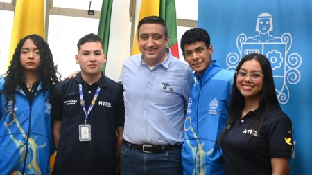 ¡Qué orgullo! Estudiantes de Itagüí representarán a Colombia en mundial de robótica en Corea del Sur
