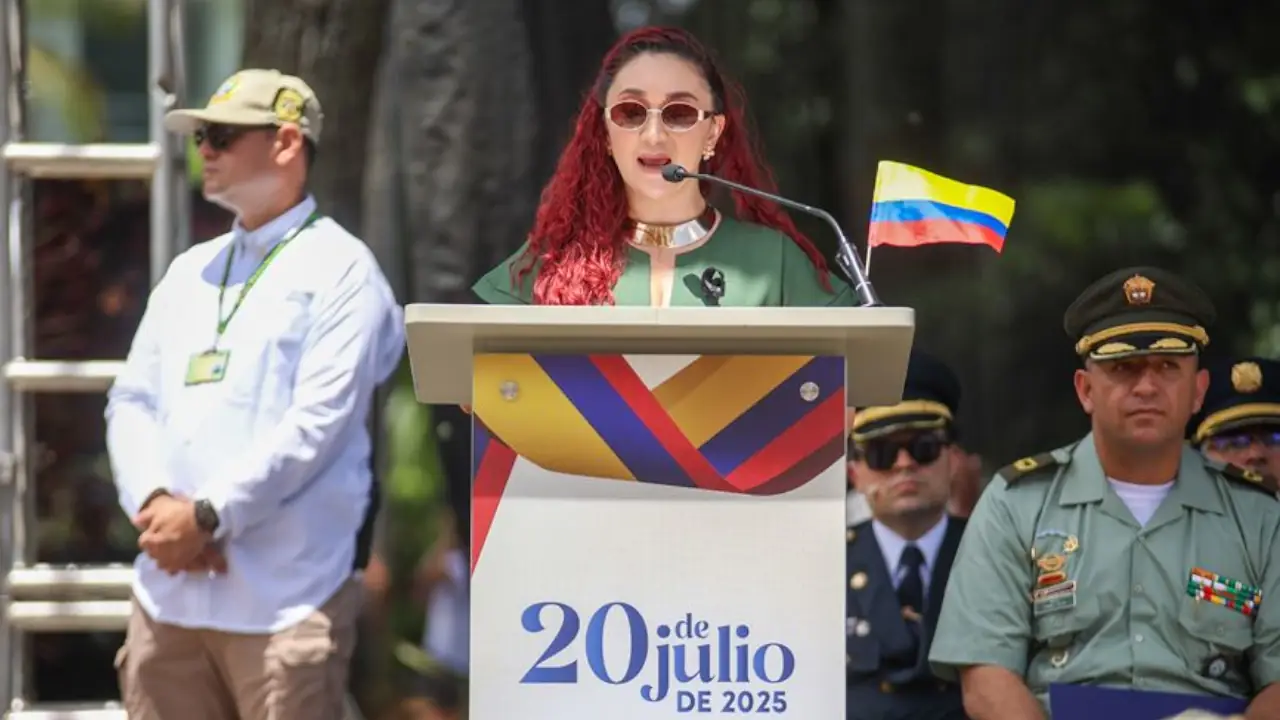 Bello conmemora la independencia de Colombia con homenajes y desfiles