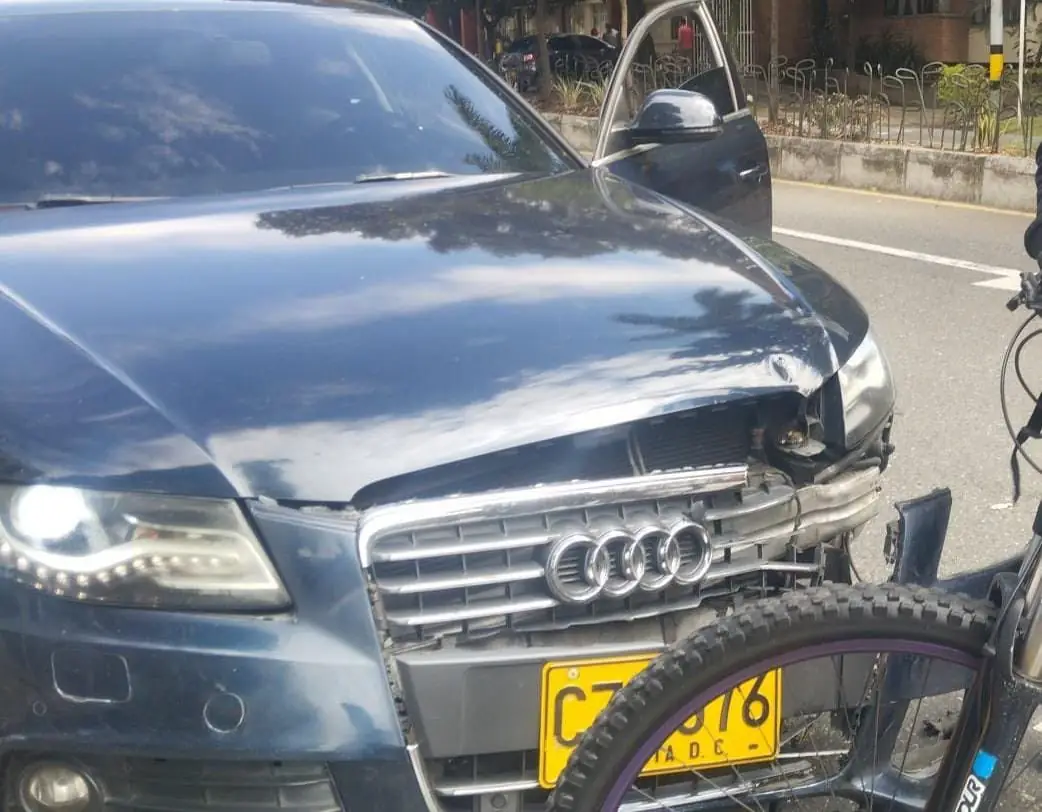 En Medellín, las autoridades encontraron a dos conductores que chocaron a motociclistas y huyeron