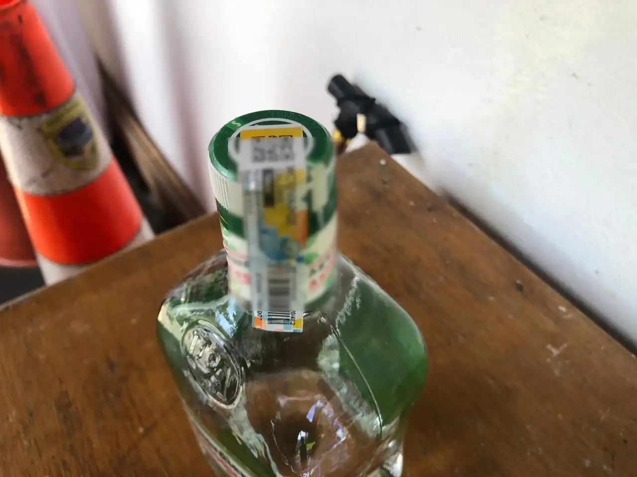 Incautan más de 100 botellas de licor adulterado en la vía La Pintada - Medellín