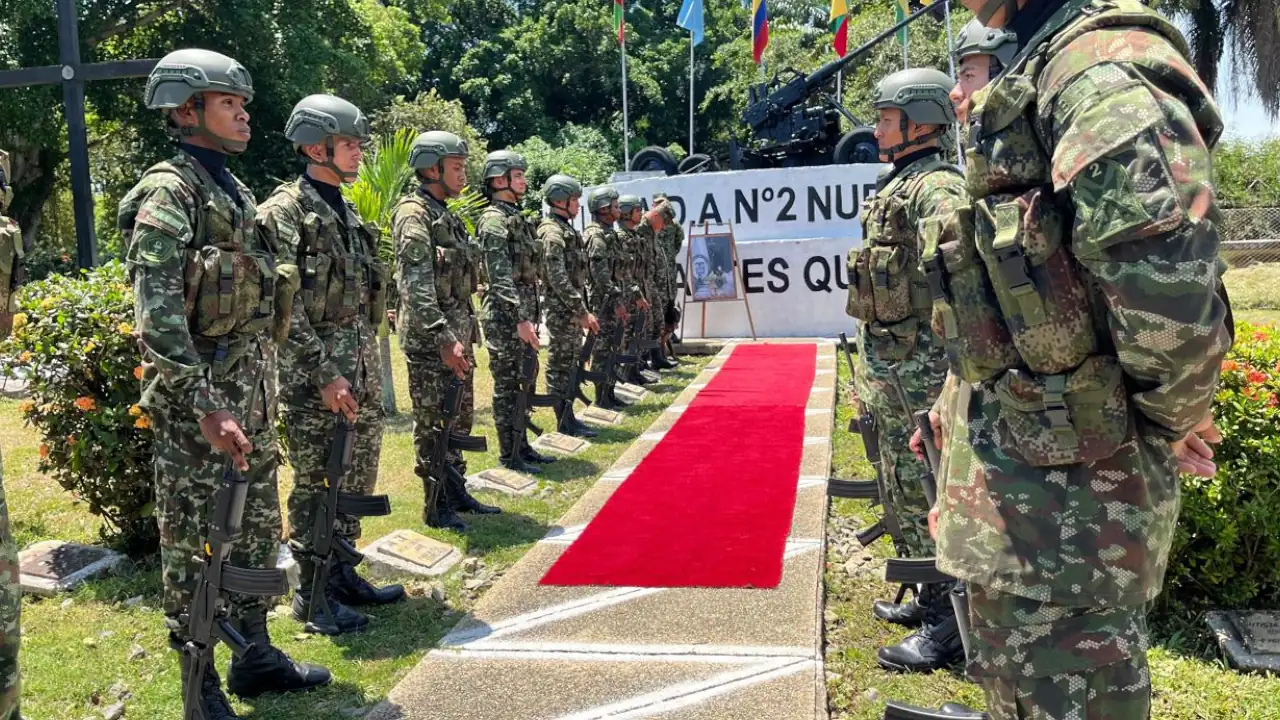 Homenaje a Sansón: el perrito héroe del Ejército que dio su vida por 36 soldados 1 Homenaje a Sansón: el perrito héroe del Ejército que dio su vida por 36 soldados