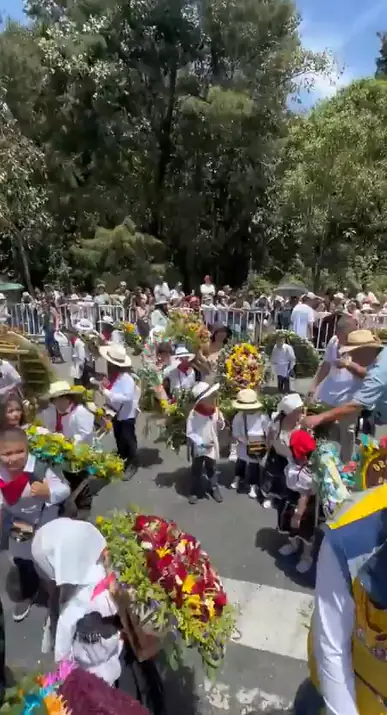 Así se vivió el Desfile de Silleteritos en Santa Elena este 20 de julio