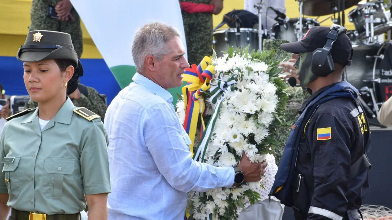 Todo un espectáculo: El mar de Antioquia fue protagonista en la conmemoración del 20 de Julio