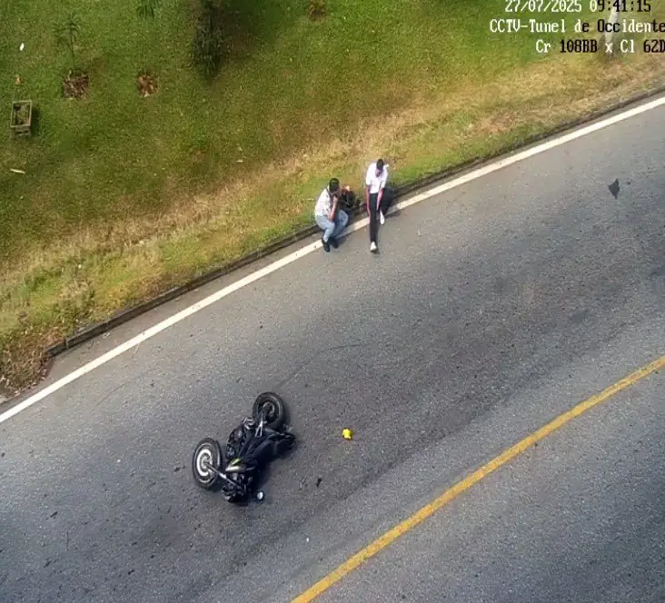 En Medellín, las autoridades encontraron a dos conductores que chocaron a motociclistas y huyeron