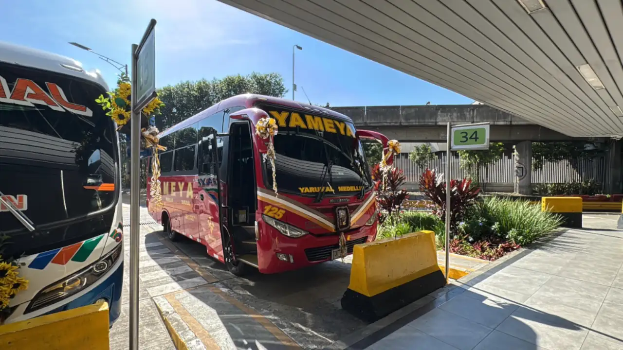 Conductores recorrieron Medellín en caravana en honor a la Virgen del Carmen