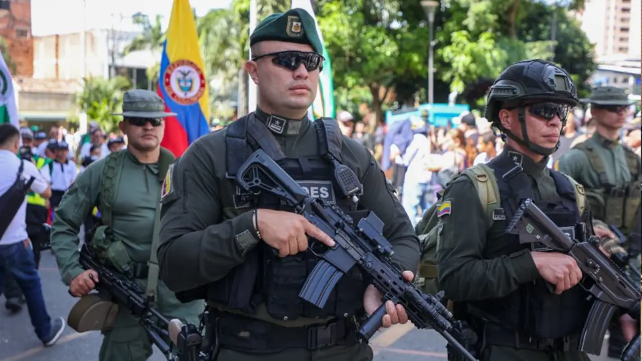 Bello conmemora la independencia de Colombia con homenajes y desfiles