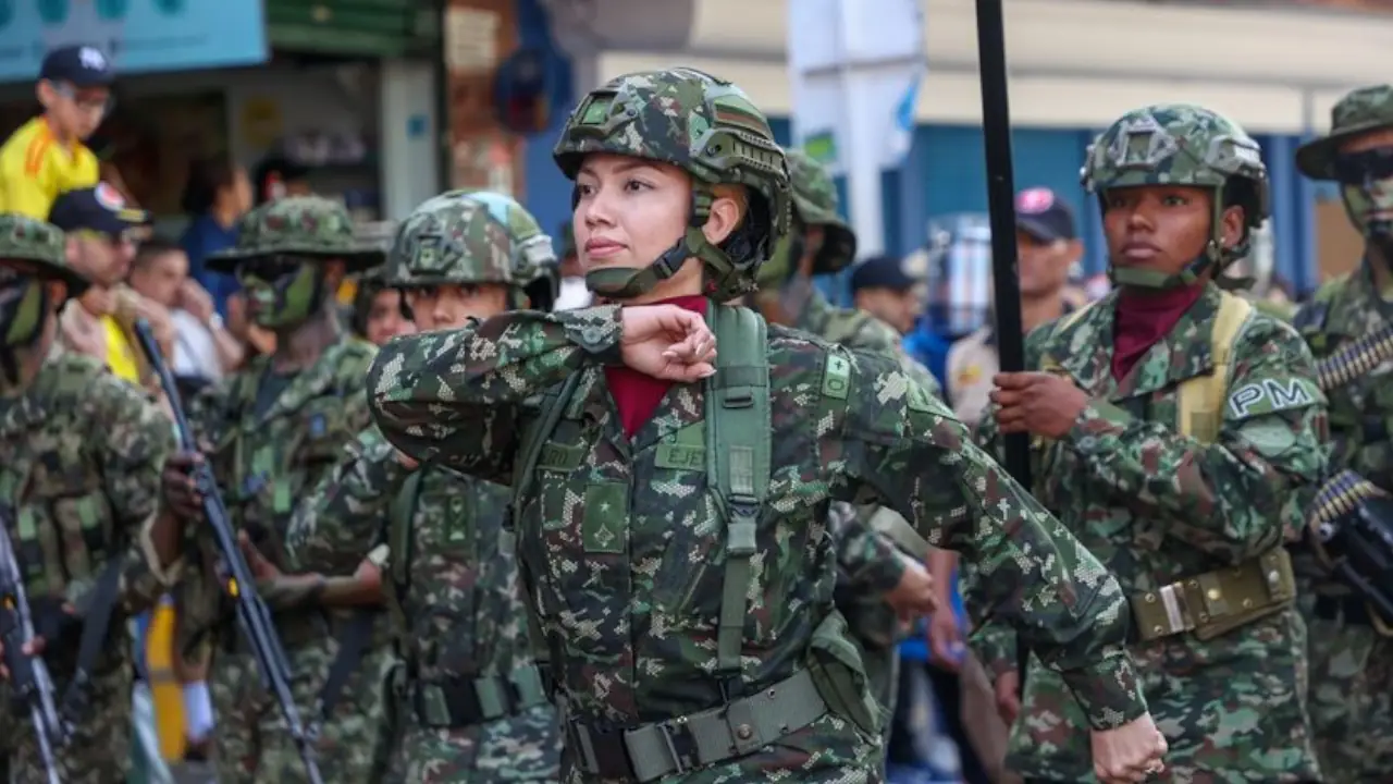 Bello conmemora la independencia de Colombia con homenajes y desfiles