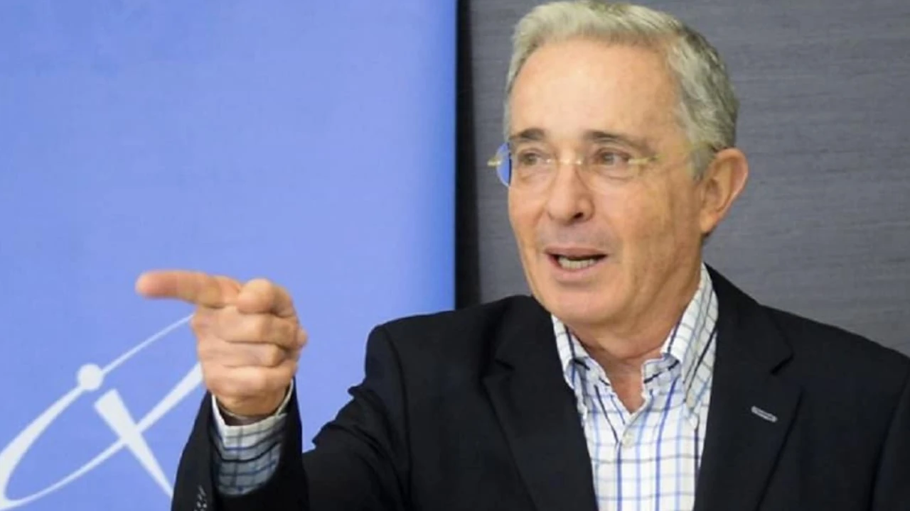 AlvaroUribe