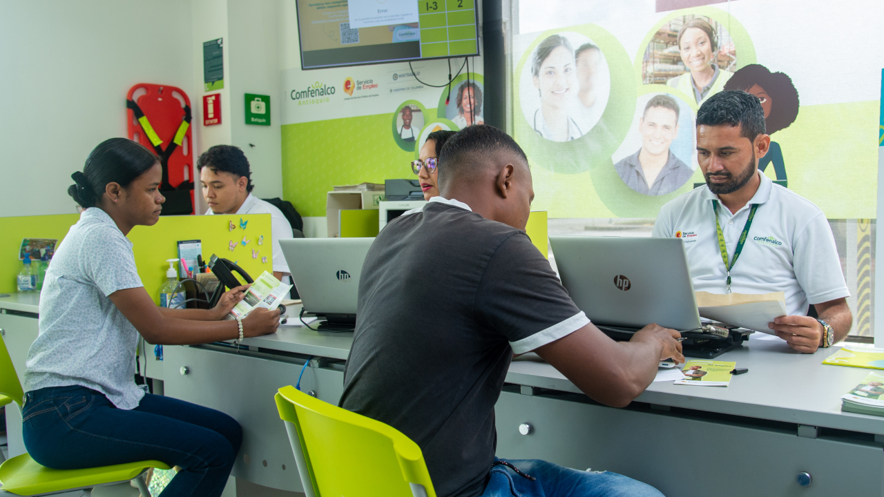 Feria de empleo Comfenalco