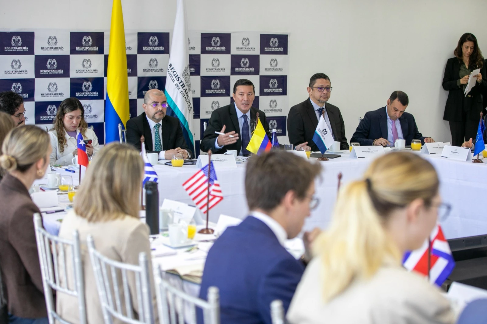 Registraduría presenta a comunidad internacional medidas para blindar elecciones de 2025 y 2026 1 Cuero diplomatico 1