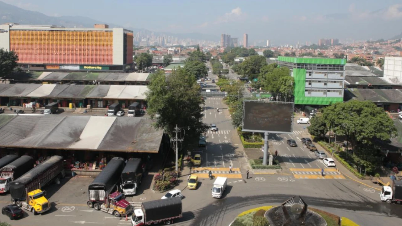 Itaguí-registro-de-empresas-emprendimiento-edificio