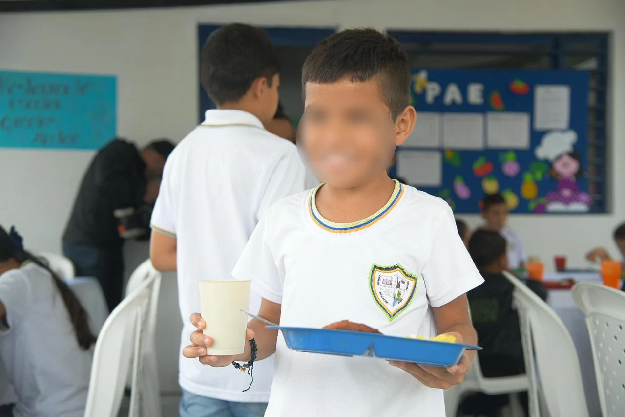 Garantizado presupuesto para alimentación escolar de los estudiantes antioqueños para todo el 2025 2 PAE-2