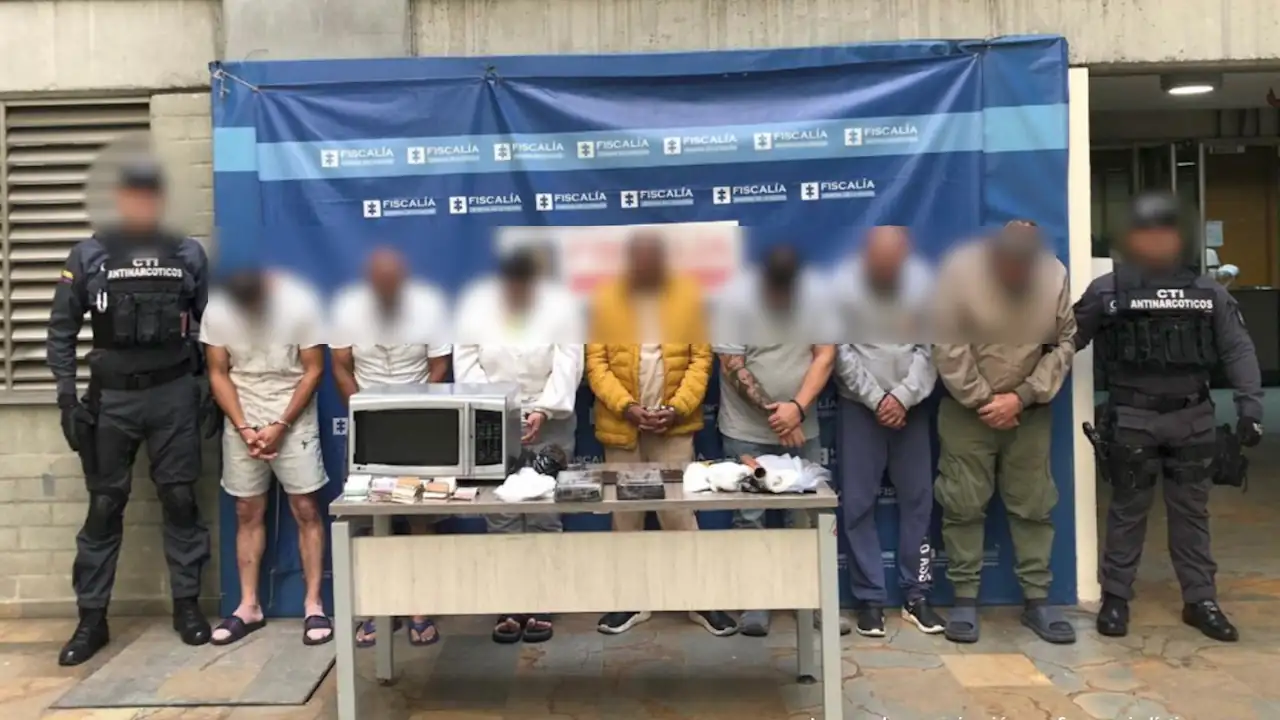 Presunta red de narcotráfico usaba empresa en Medellín para camuflar cocaína en maquinaria y enviarla a otros países Presunta red de narcotráfico usaba empresa en Medellín para camuflar cocaína en maquinaria y enviarla a otros países