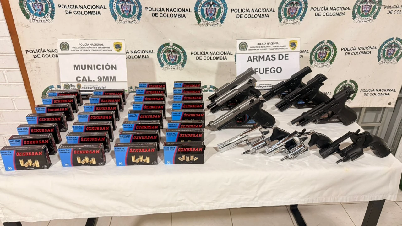 armamento-incuatado-motos-encomiendas-camiones-antioquia3